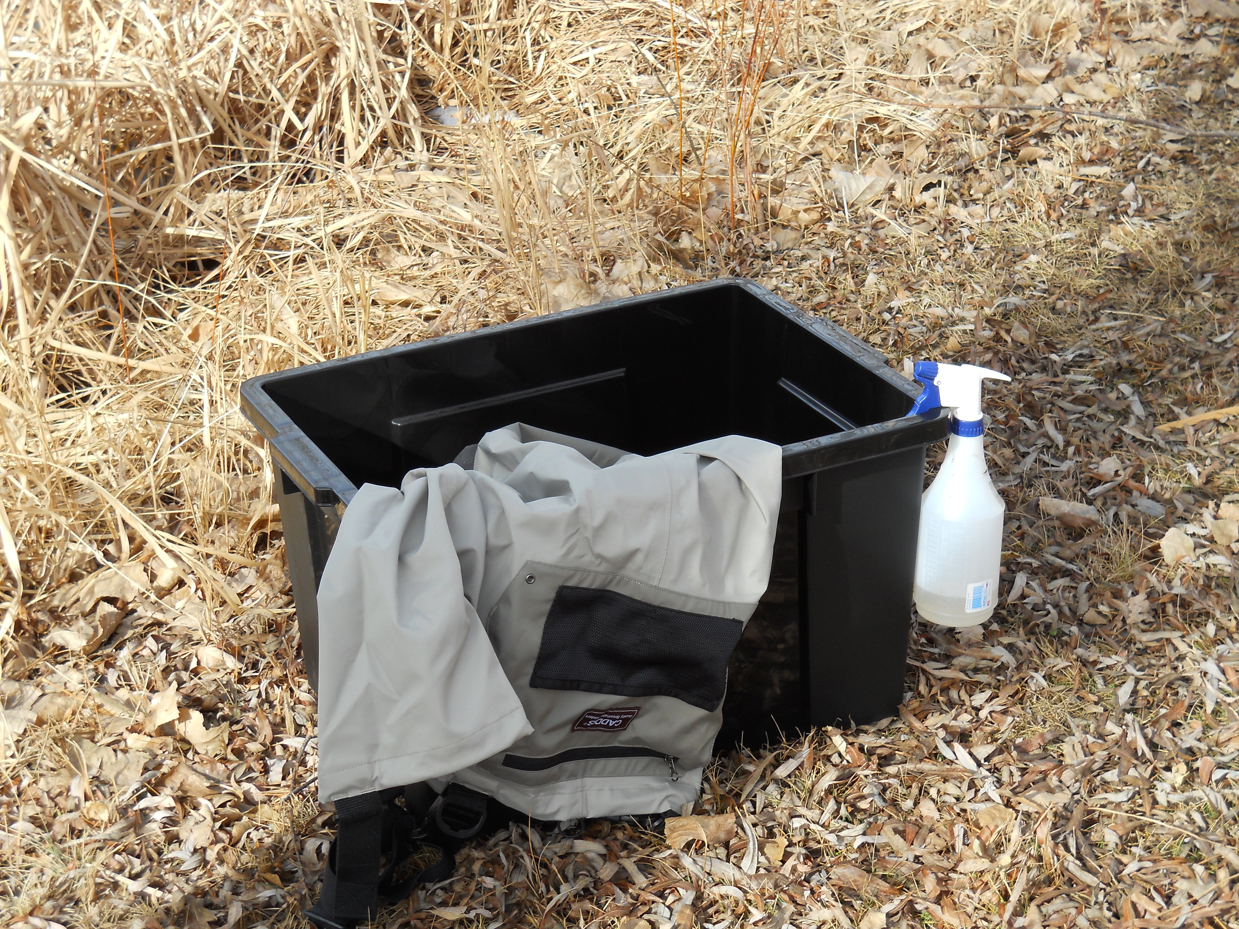 Cleaning Waders - Bucket, spray and waders