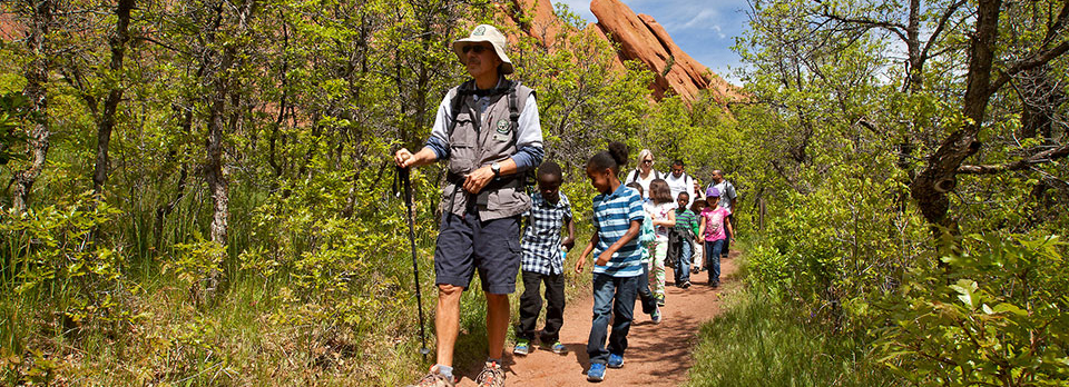 Guided Hike with multiple ages, races at Roxborough State Park