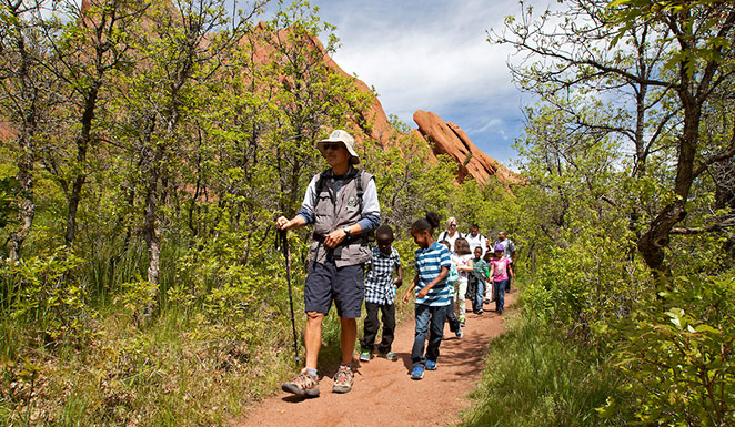 Trail Guide leading children and families in Roxborough State Park. Photo copyright Ken Papaleo