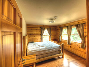 Cabin 1 bedroom 1